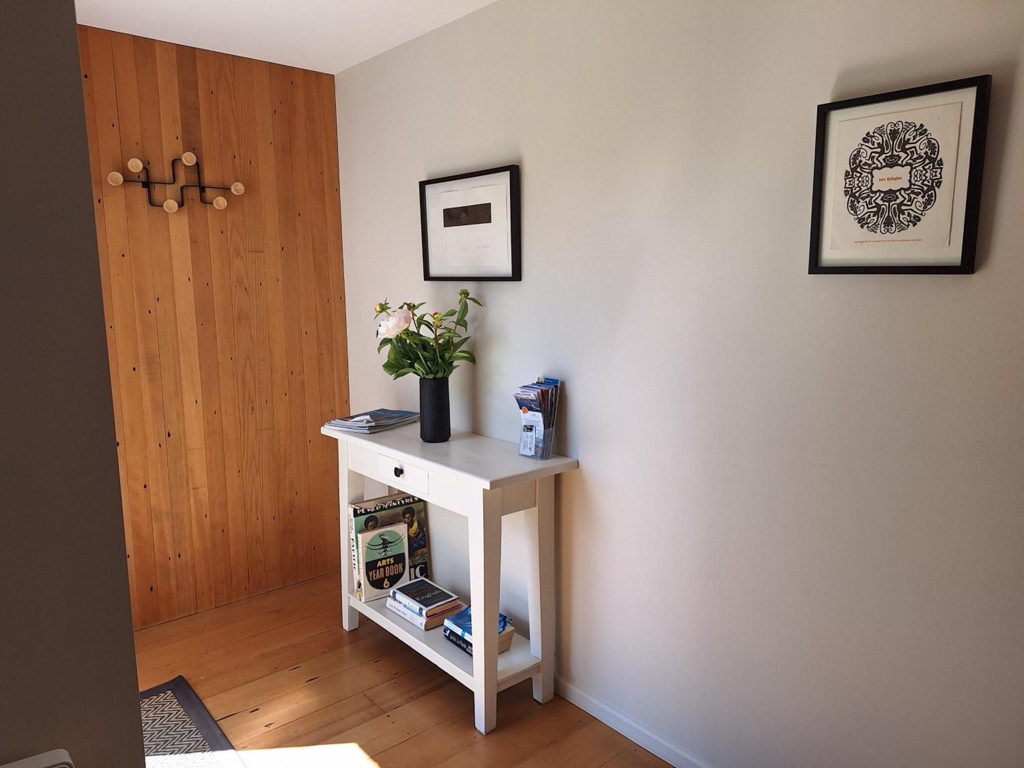 Kowhai Studio -Private Opposite Golf Course In Central ワナカ エクステリア 写真