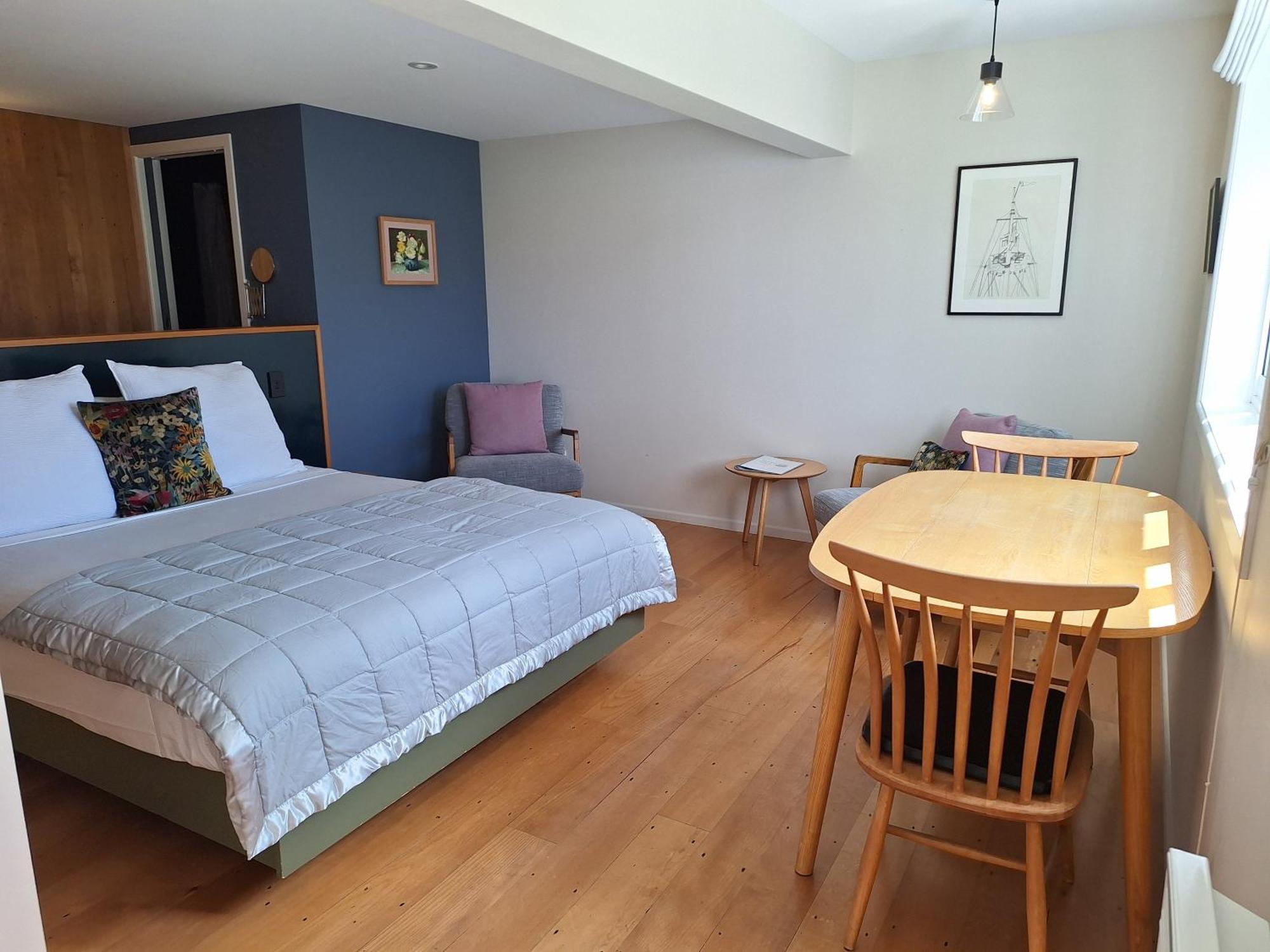 Kowhai Studio -Private Opposite Golf Course In Central ワナカ エクステリア 写真